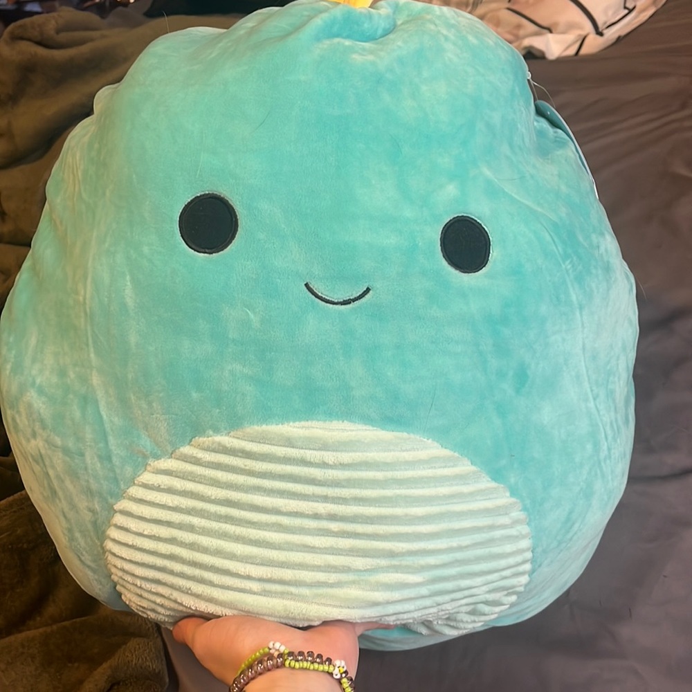 Nafese the dino squishmallow